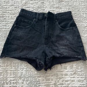 UNIQLO black jean shorts